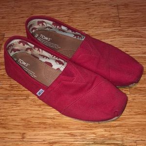 Red Toms
